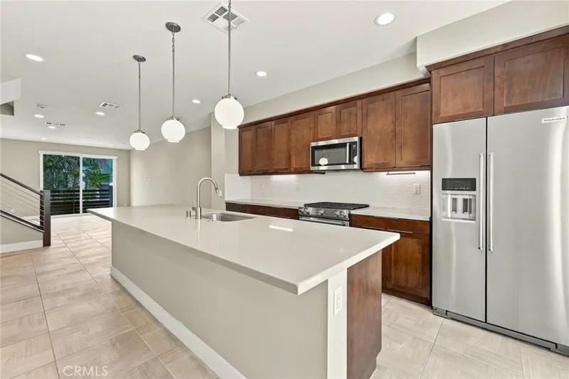 1682 Grandview, Costa Mesa, CA 92627