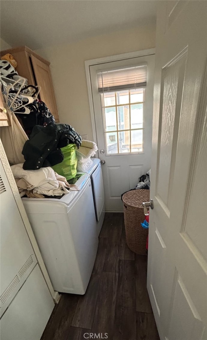 Laundry Room - 1684 Whittier Avenue 20, Costa Mesa CA 92627 - photo 5