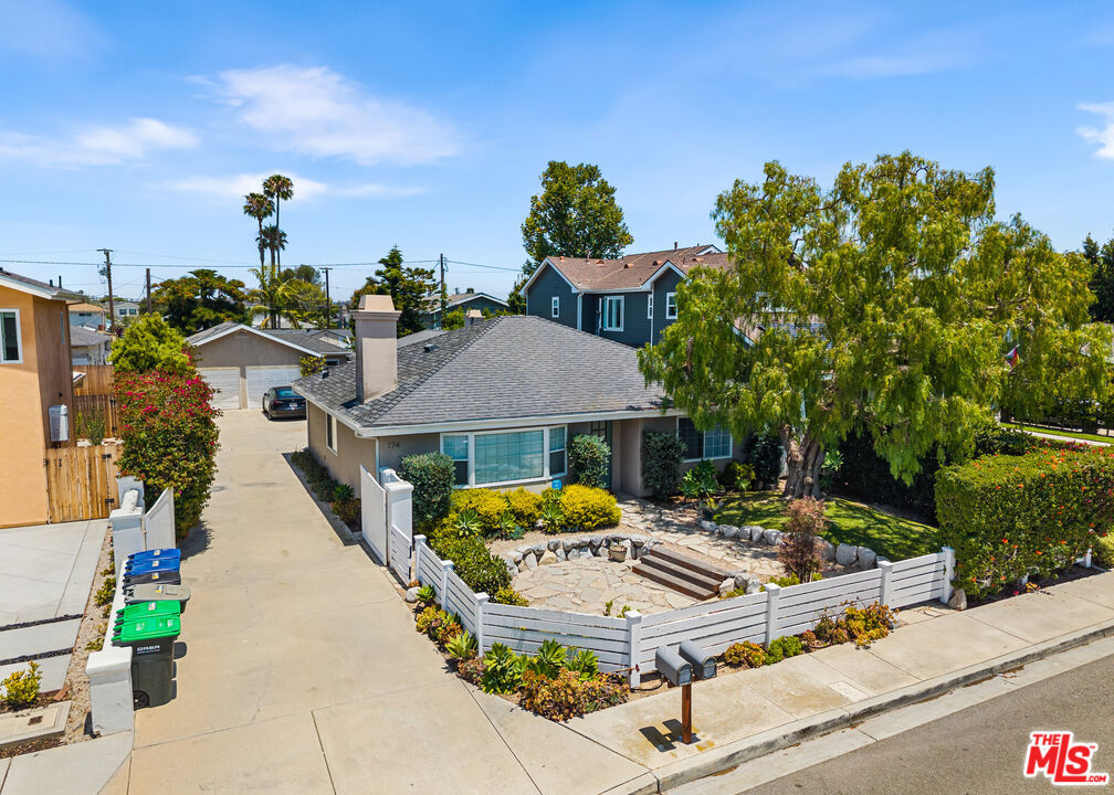 174 Flower Street, Costa Mesa CA 92627 - photo 1