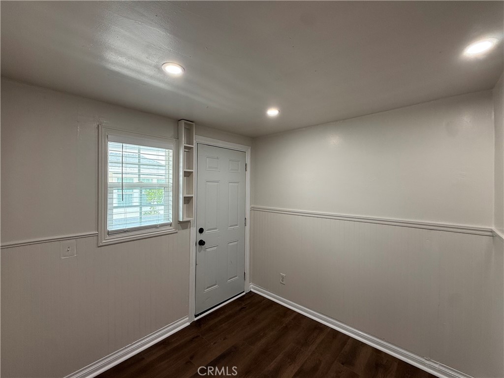 1741 Pomona Avenue 21, Costa Mesa CA 92627 - photo 9