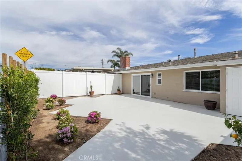 1741 Tustin Avenue 10C, Costa Mesa, CA 92627