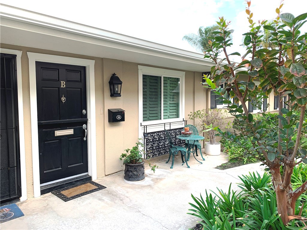 1741 Tustin Avenue 49, Costa Mesa CA 92627 - photo 1