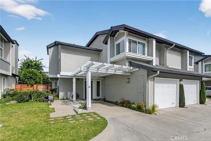 175 Admiral Way, Costa Mesa, CA 92627