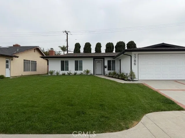 1786 Iowa Street, Costa Mesa, CA 92626