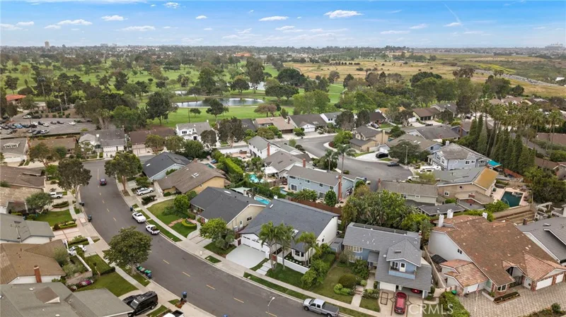 1789 Kinglet Court, Costa Mesa, CA 92626