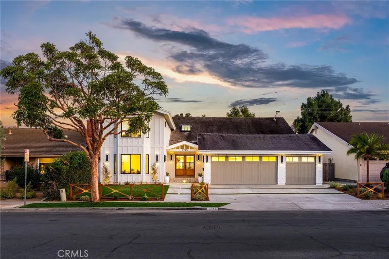 1795 Tanager Drive, Costa Mesa, CA 92626