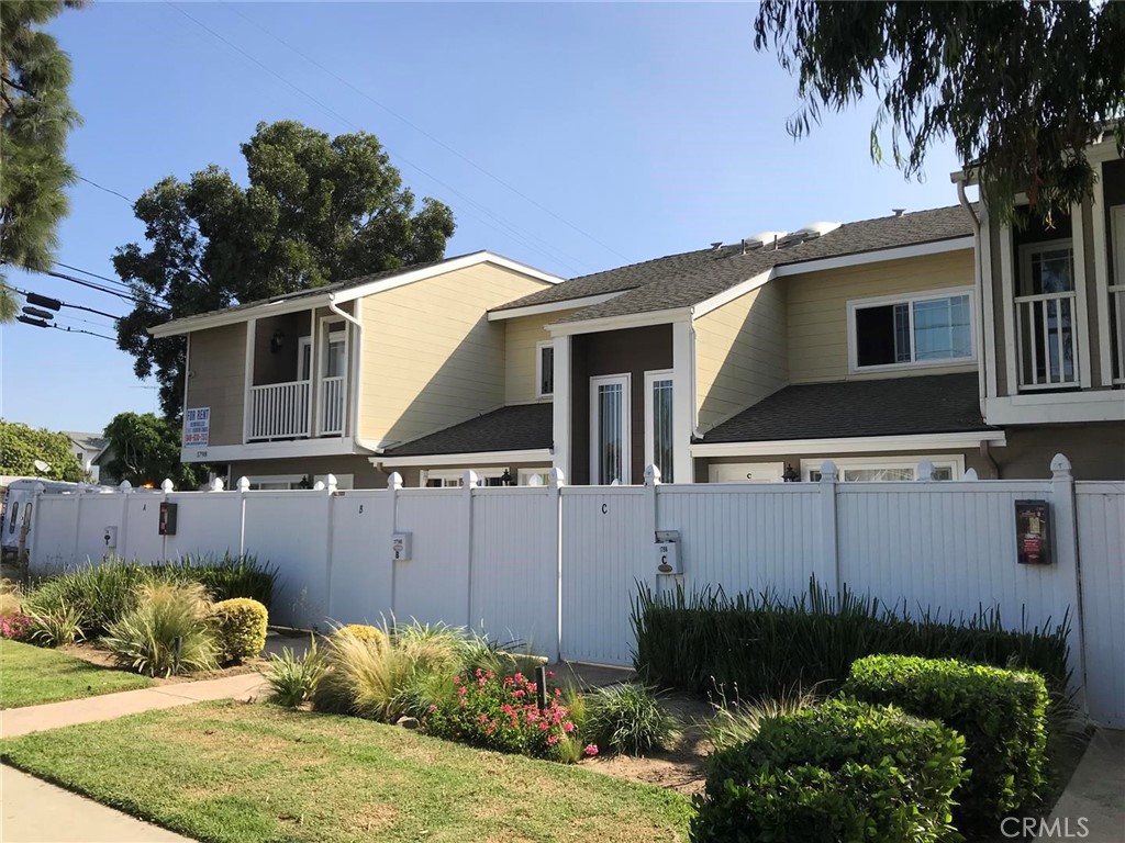 1798 Pomona Avenue 2, Costa Mesa CA 92627 - photo 1