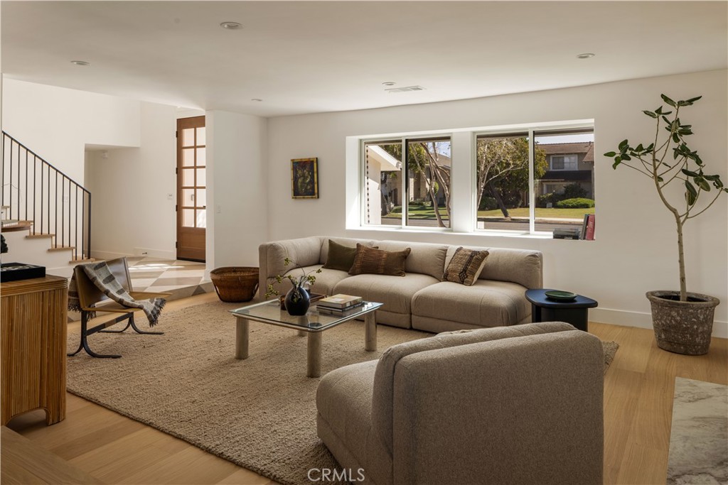 1806 Hummingbird Drive, Costa Mesa CA 92626 - photo 7