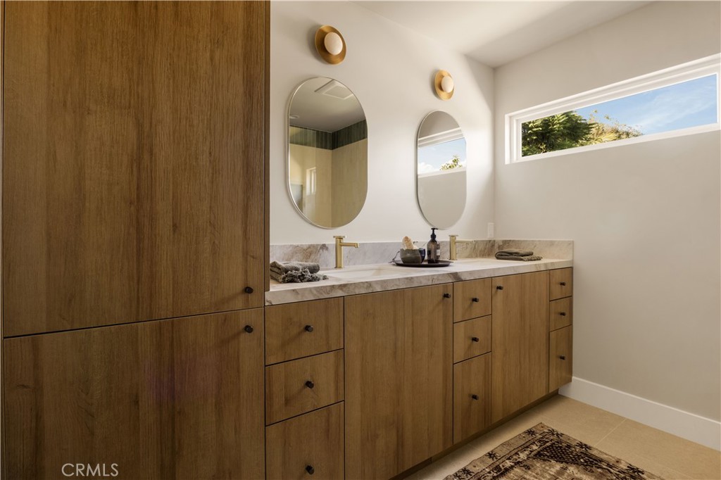 1806 Hummingbird Drive, Costa Mesa CA 92626 - photo 20