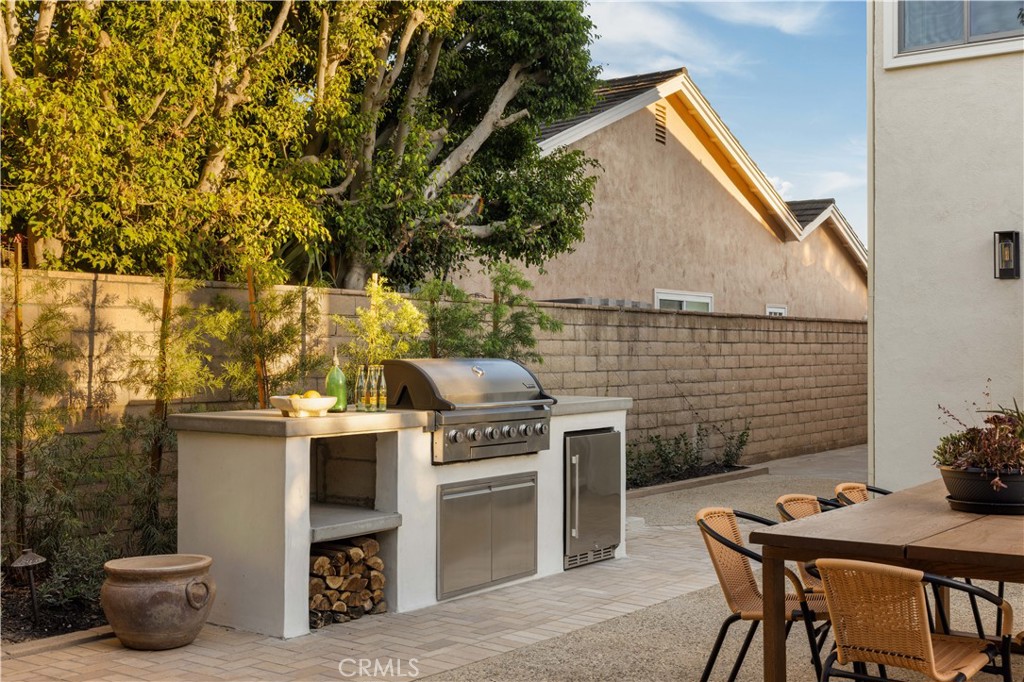 1806 Hummingbird Drive, Costa Mesa CA 92626 - photo 26