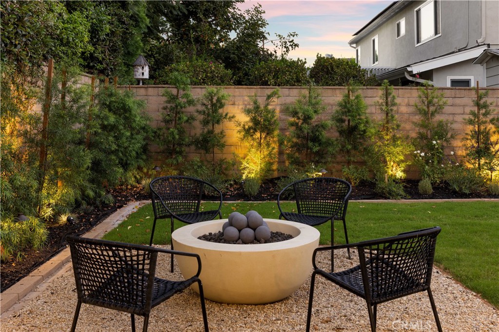 1806 Hummingbird Drive, Costa Mesa CA 92626 - photo 29