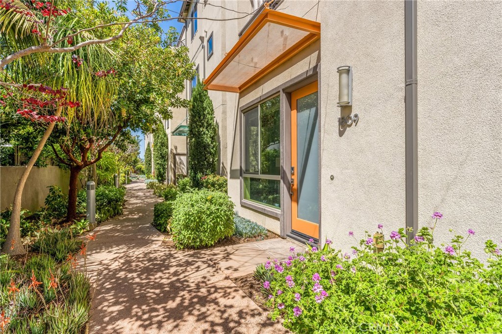 1809 Ocean Court, Costa Mesa CA 92627 - photo 27