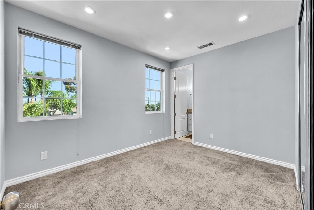 1810 Pomona, Costa Mesa CA 92627 - photo 27