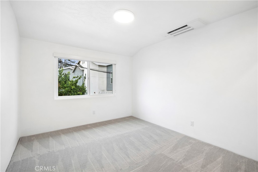 1814 Fullerton Avenue 2, Costa Mesa CA 92627 - photo 21