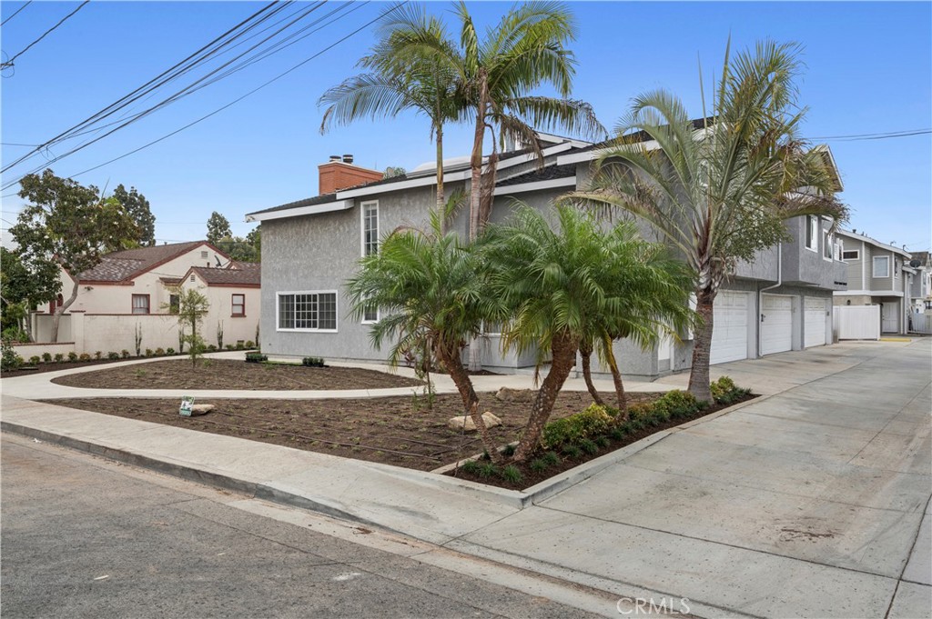 1814 Fullerton Avenue 2, Costa Mesa CA 92627 - photo 23