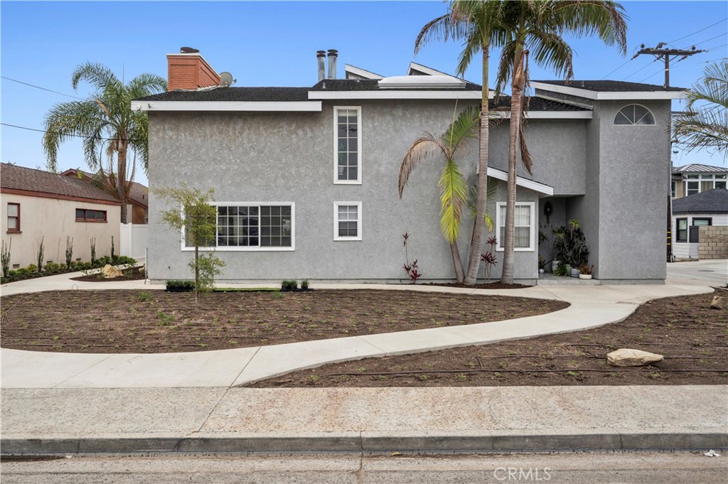 1814 Fullerton Avenue 2, Costa Mesa CA 92627 - photo 24