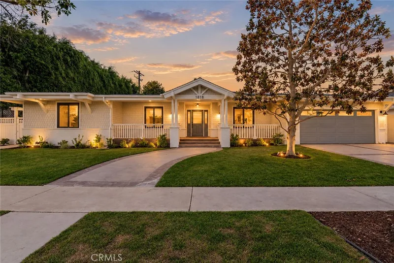 1818 Samar, Costa Mesa