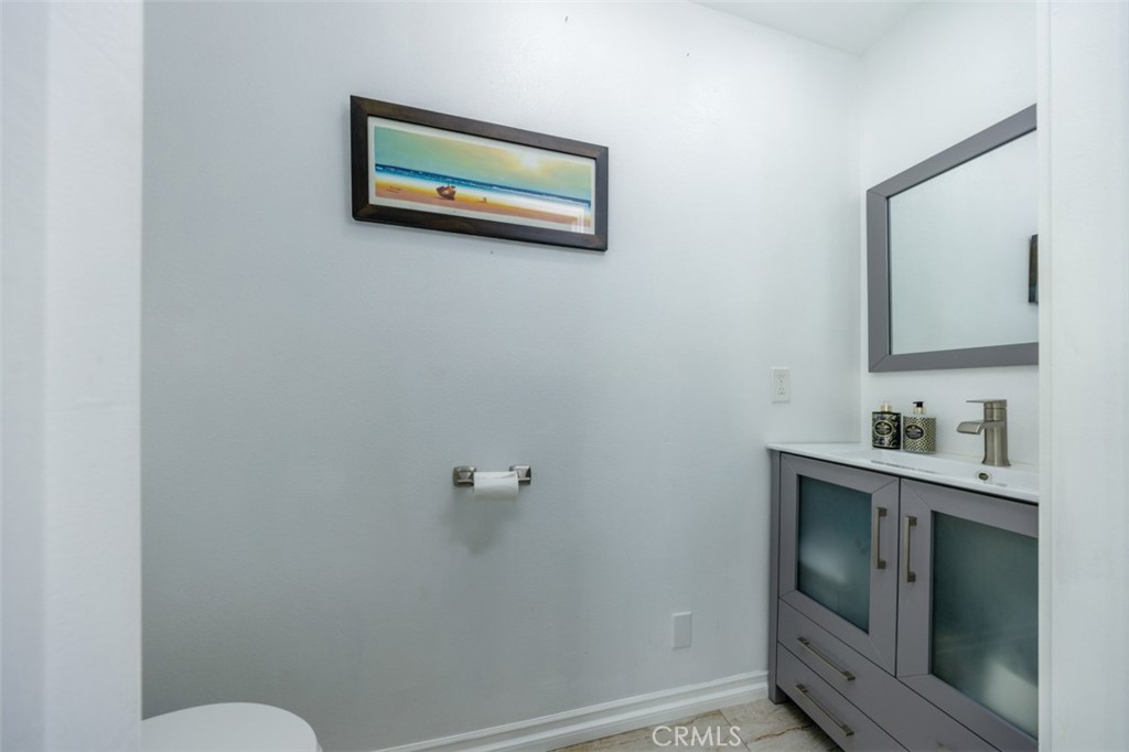 1828 Kinglet Court, Costa Mesa CA 92626 - photo 43
