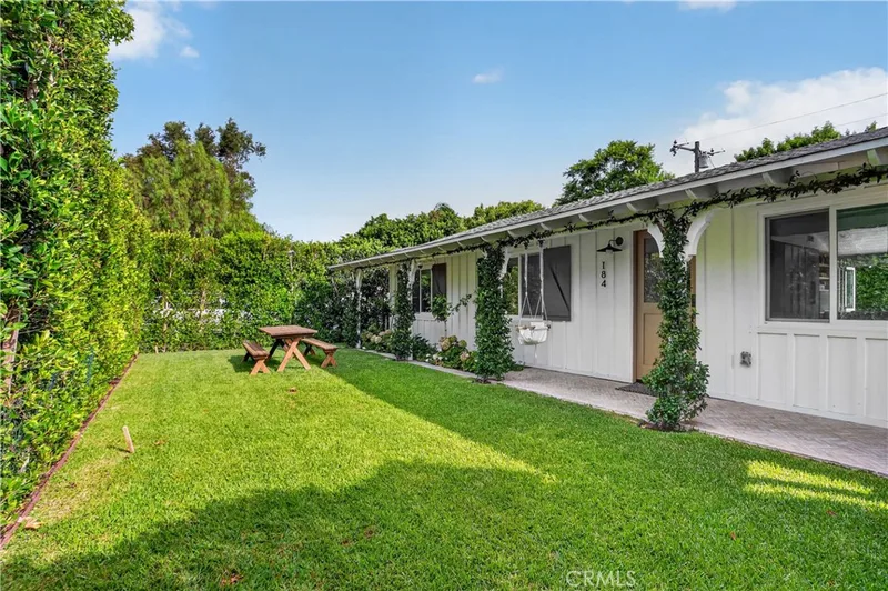 184 E Bay, Costa Mesa