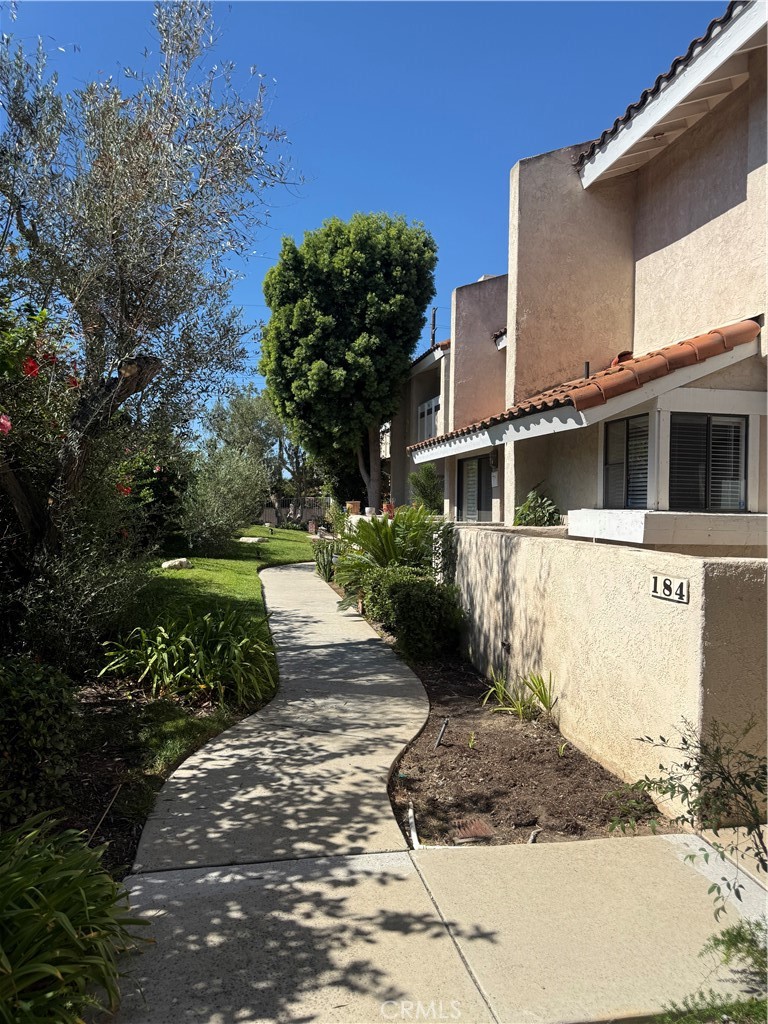 184 Fairwinds, Costa Mesa CA 92626 - photo 4