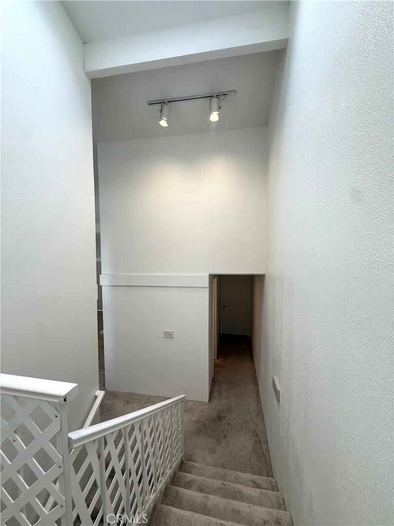 184 Fairwinds, Costa Mesa CA 92626 - photo 8
