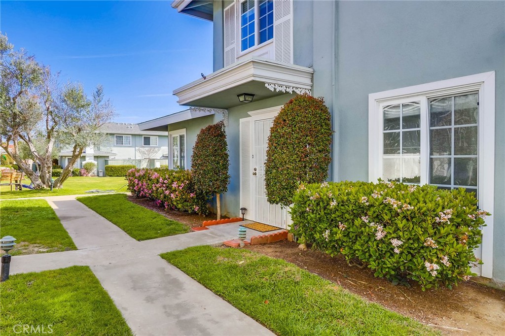 1845 Anaheim Avenue 16C, Costa Mesa CA 92627 - photo 1