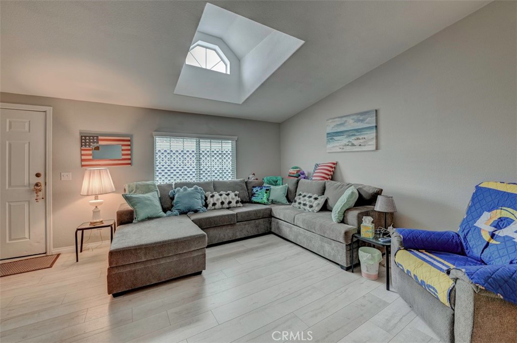 1845 Monrovia Avenue 76, Costa Mesa CA 92627 - photo 9