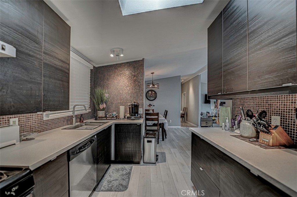 1845 Monrovia Avenue 76, Costa Mesa CA 92627 - photo 20