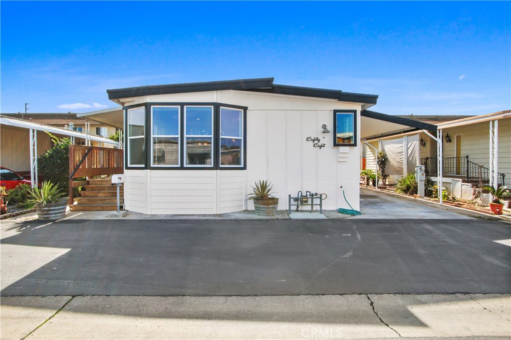 1845 Monrovia Avenue 88, Costa Mesa CA 92627 - photo 1