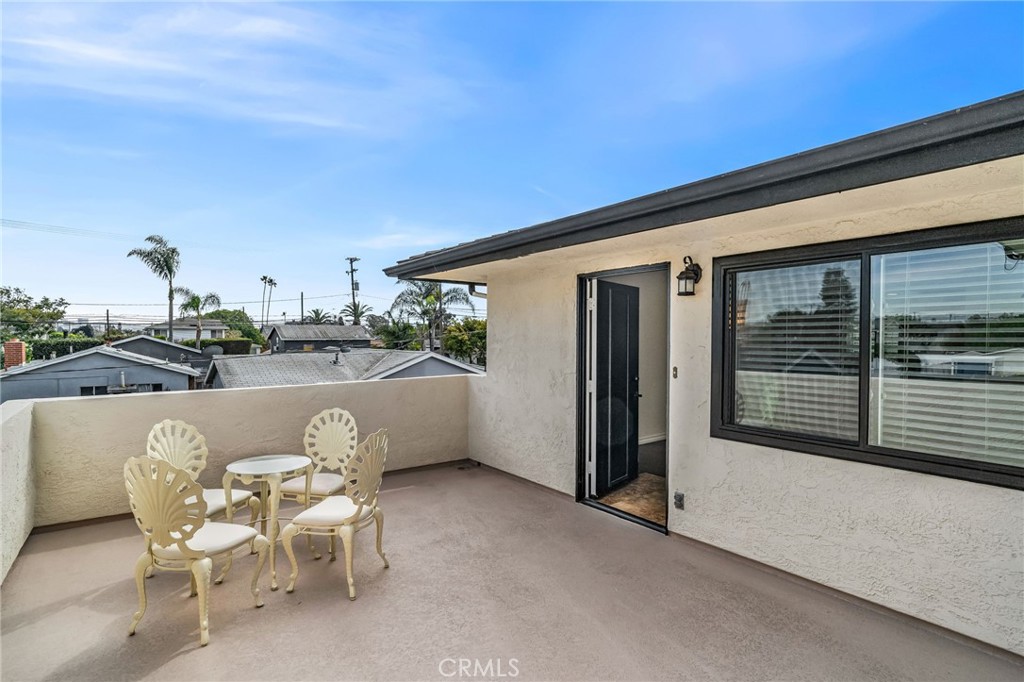 185 Costa Mesa Street B, Costa Mesa CA 92627 - photo 1