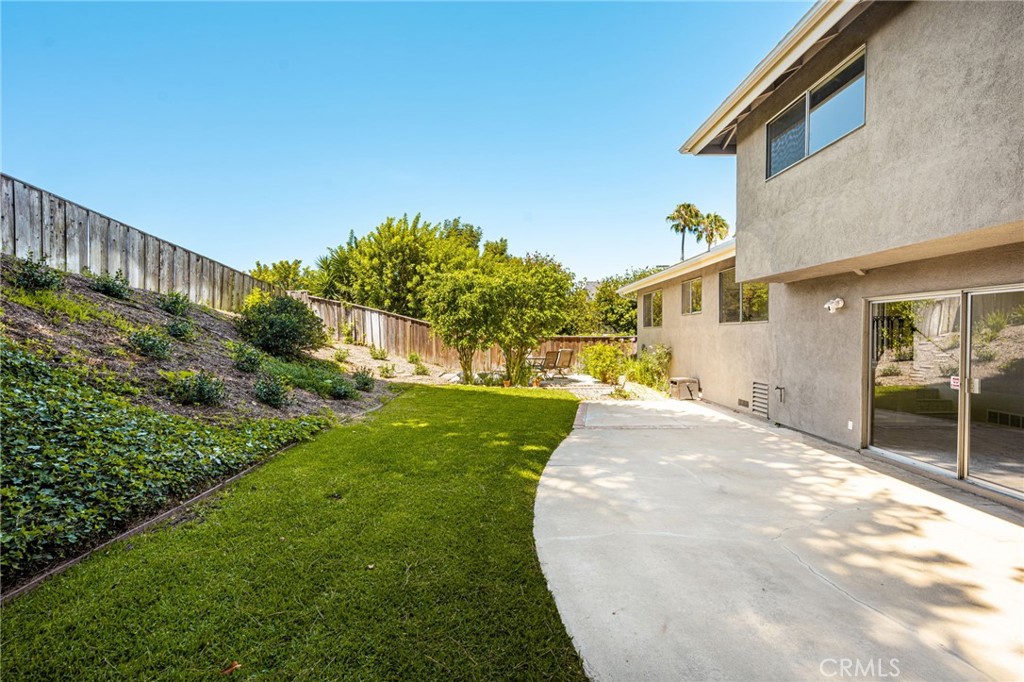 1877 Swan Circle, Costa Mesa CA 92626 - photo 6