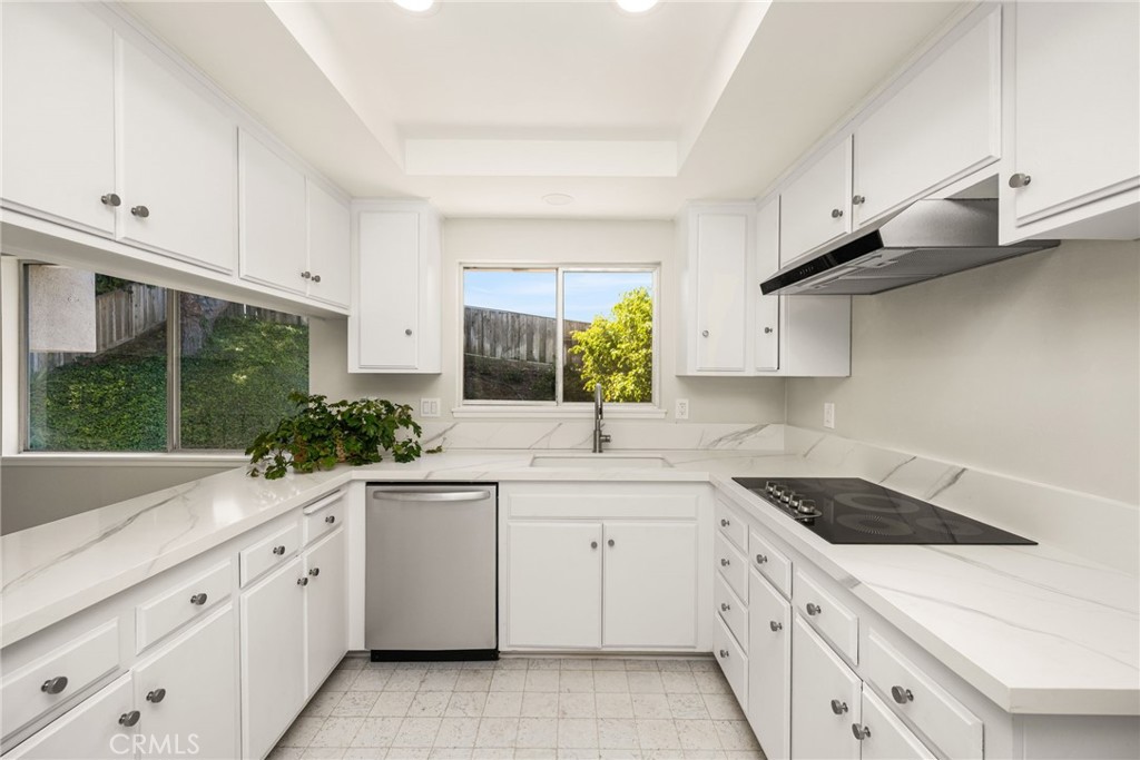 1877 Swan Circle, Costa Mesa CA 92626 - photo 17