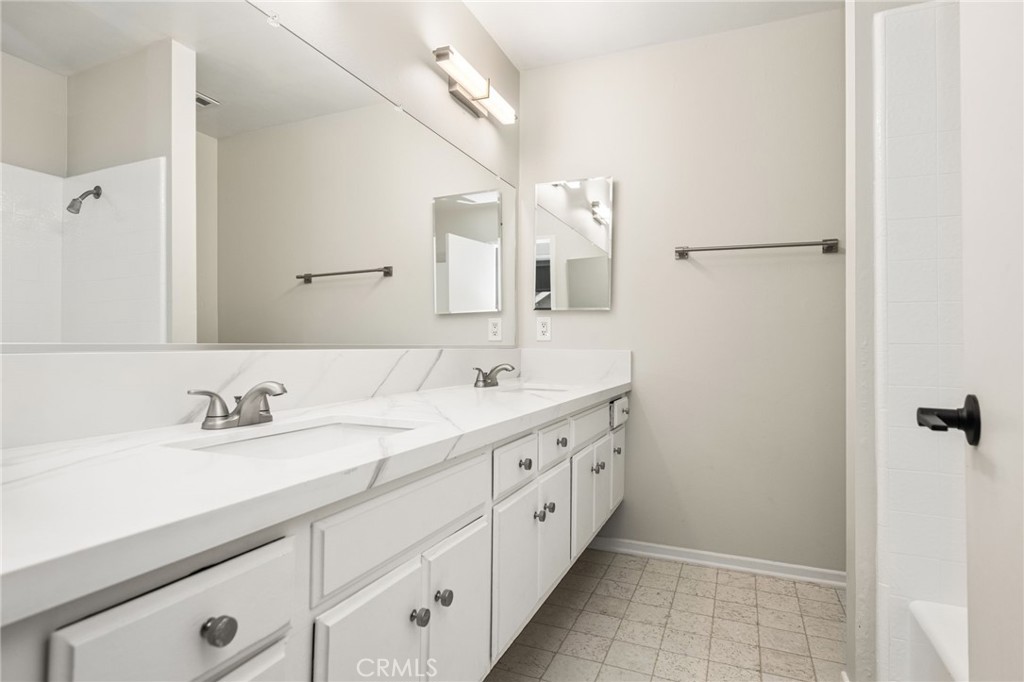 1877 Swan Circle, Costa Mesa CA 92626 - photo 23