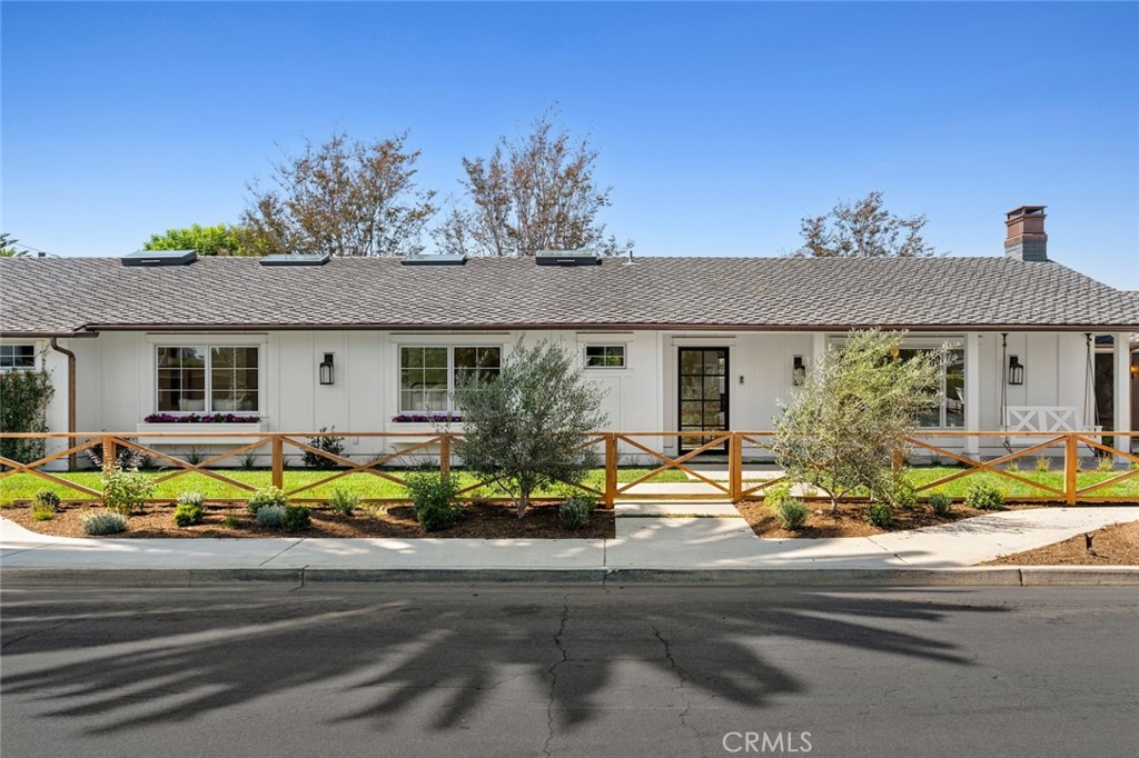 1917 Tustin Avenue, Costa Mesa CA 92627 - photo 32
