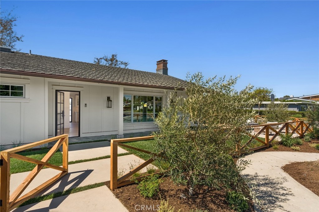 1917 Tustin Avenue, Costa Mesa CA 92627 - photo 38