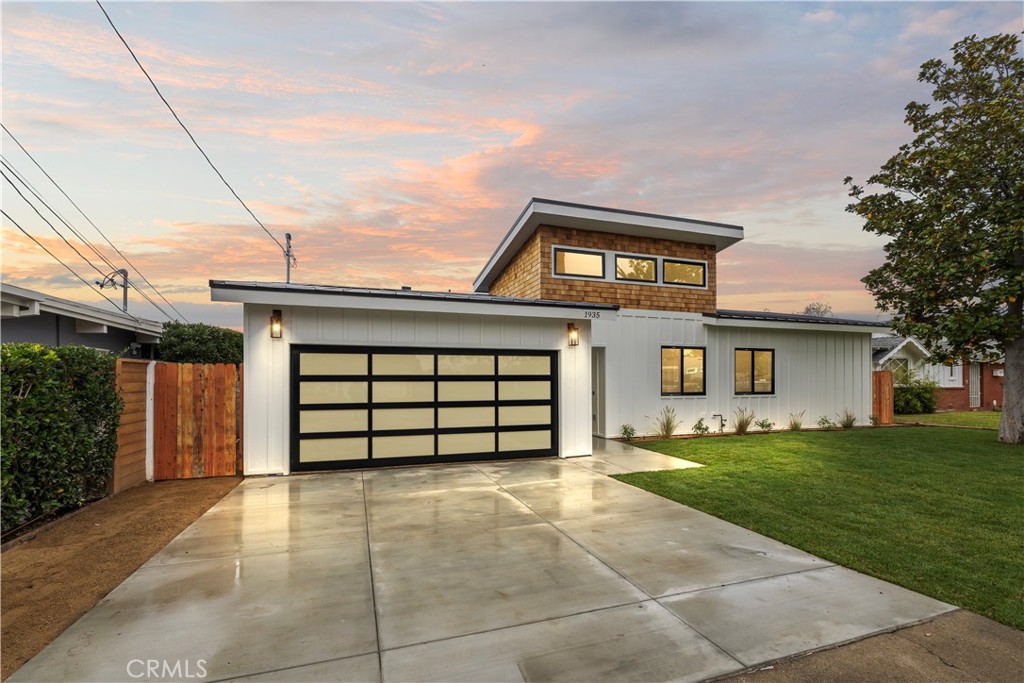 1935 Tustin, Costa Mesa CA 92627 - photo 1