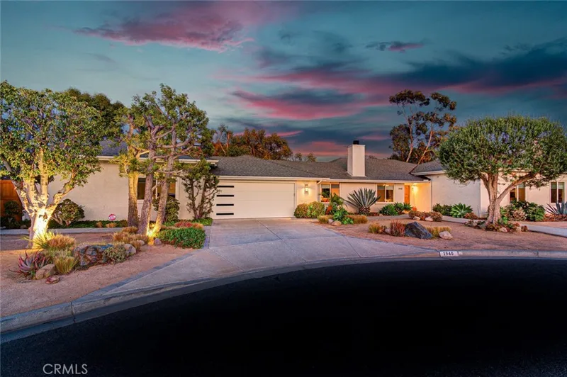 1940 Whittier Avenue, Costa Mesa, CA 92627