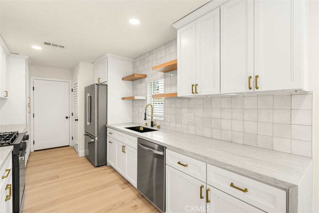 1945 Sundance, Costa Mesa CA 92627 - photo 9