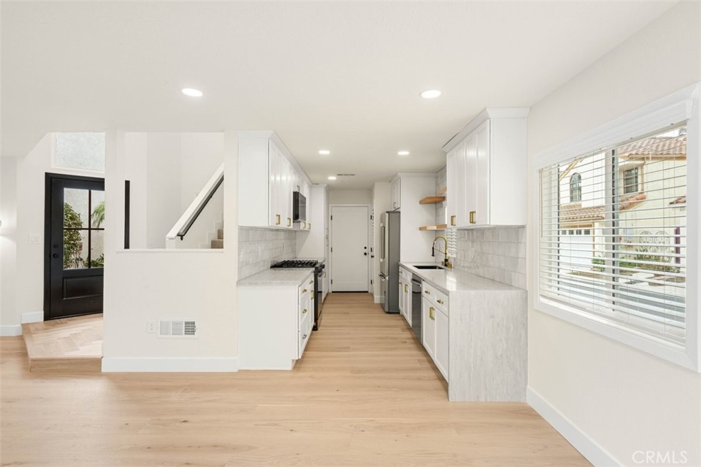 1945 Sundance, Costa Mesa CA 92627 - photo 10