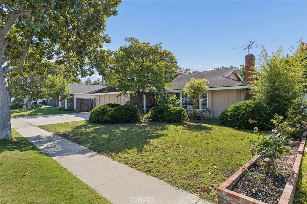 1965 Flamingo Drive, Costa Mesa CA 92626 - photo 3