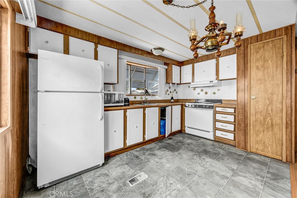 1973 Newport Blvd 3, Costa Mesa CA 92627 - photo 11