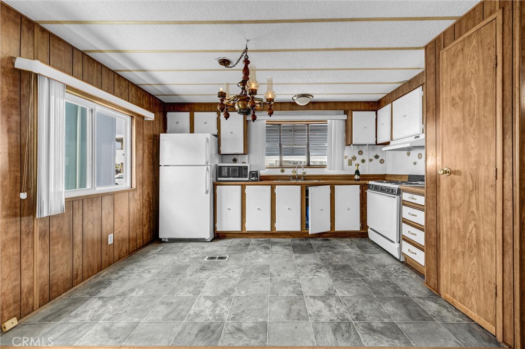 1973 Newport Blvd 3, Costa Mesa CA 92627 - photo 12