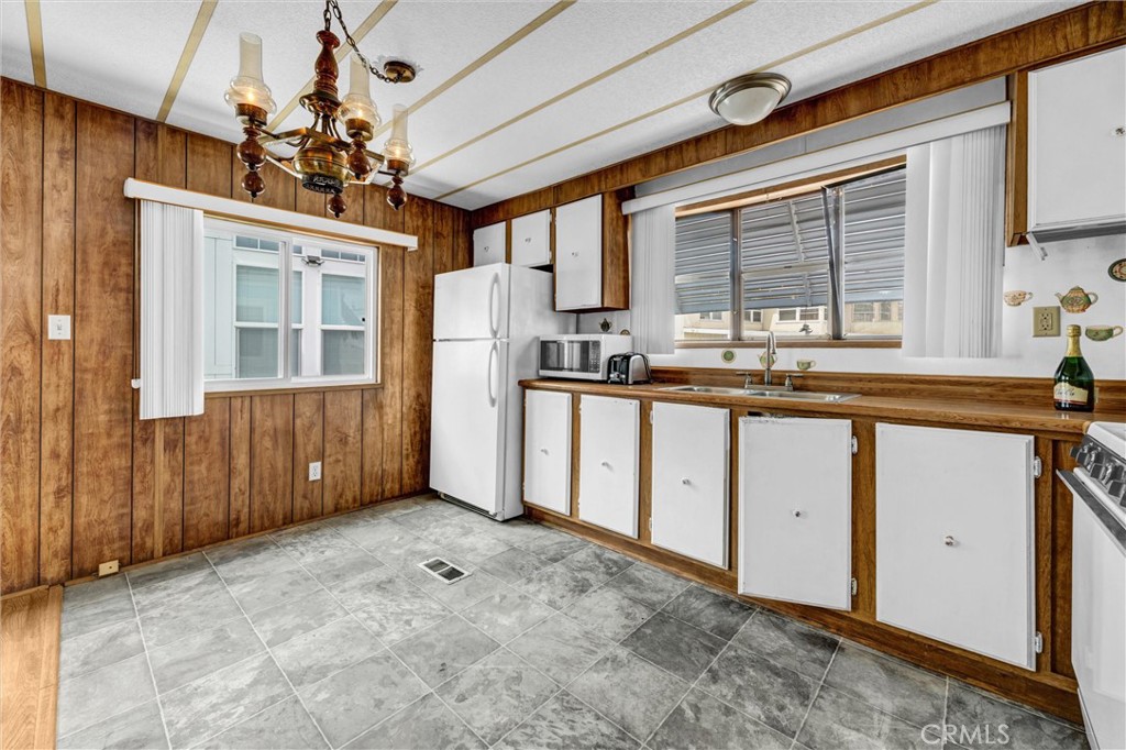 1973 Newport Blvd 3, Costa Mesa CA 92627 - photo 13