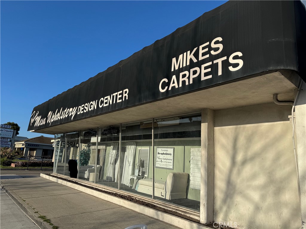 Great showroom and signage opportunity. - 1998 Harbor Boulevard, Costa Mesa CA 92627 - photo 2