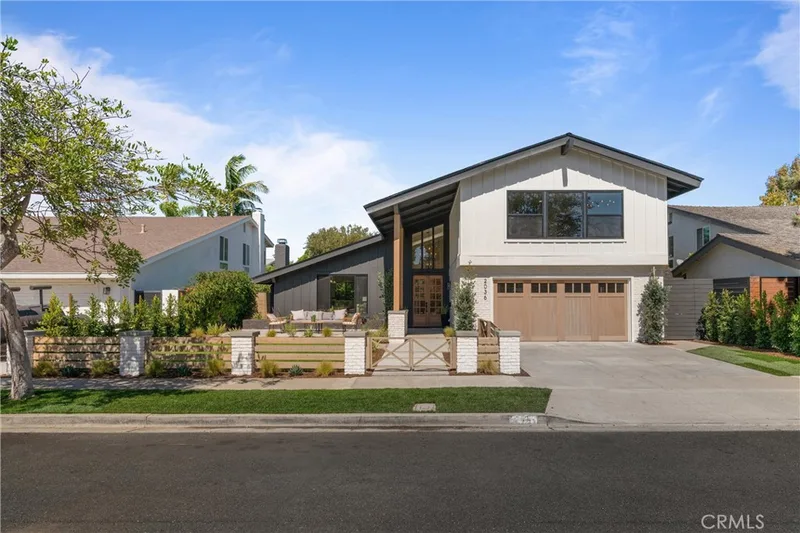 2036 Mandarin Drive, Costa Mesa, CA 92626