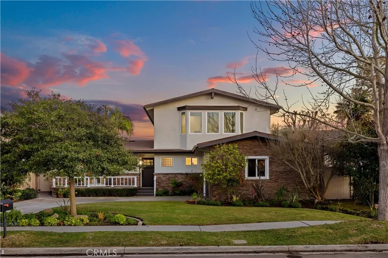2038 Aliso Avenue, Costa Mesa, CA 92627