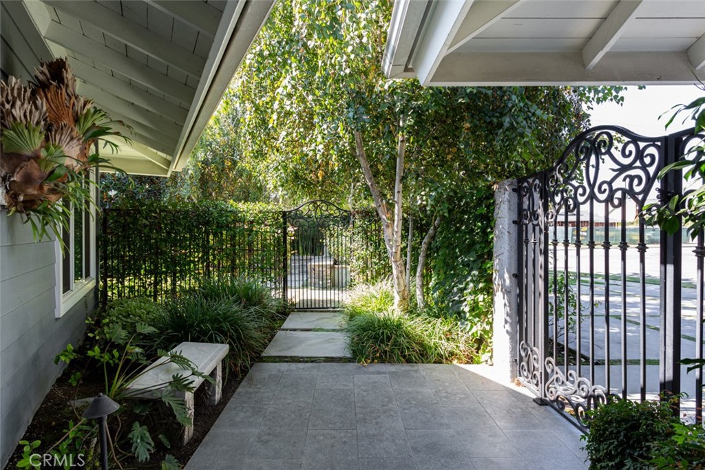 2043 N Capella Court, Costa Mesa CA 92626 - photo 3