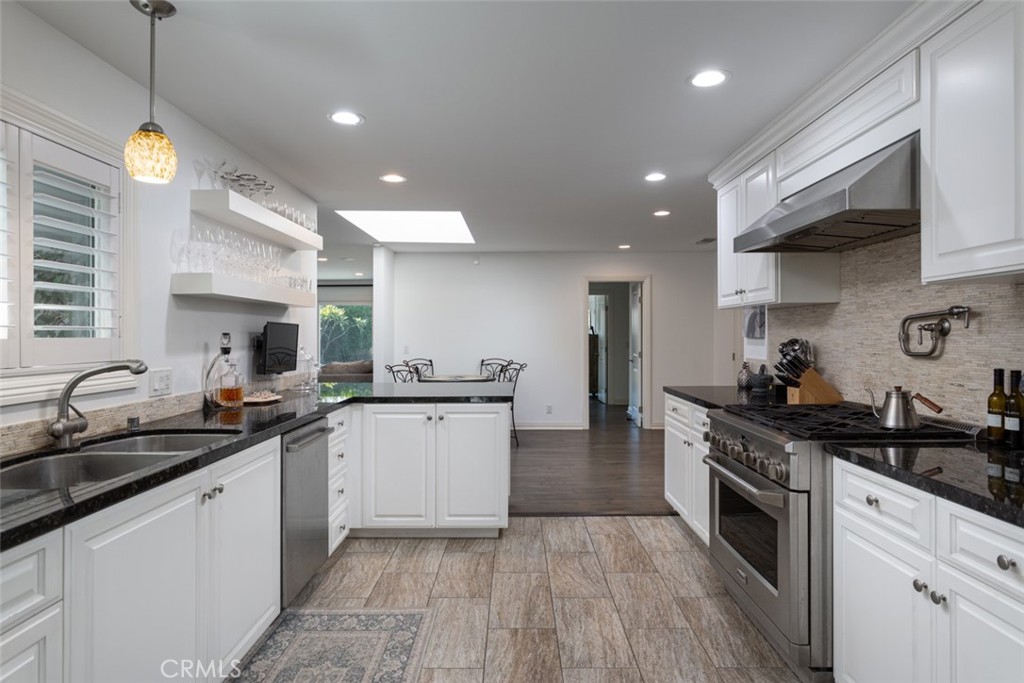2043 N Capella Court, Costa Mesa CA 92626 - photo 10