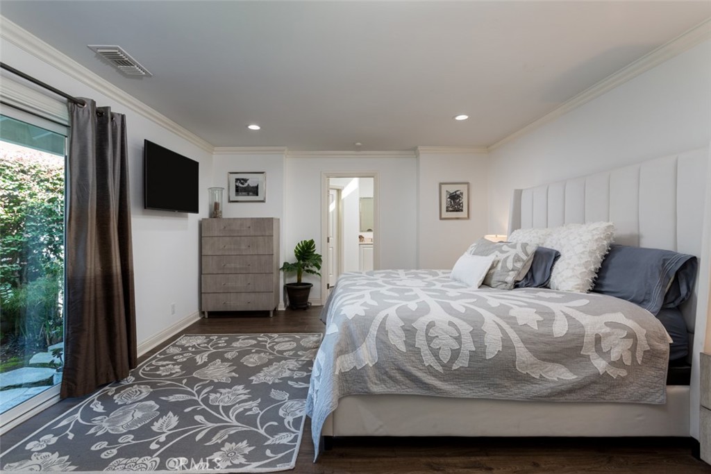 2043 N Capella Court, Costa Mesa CA 92626 - photo 17