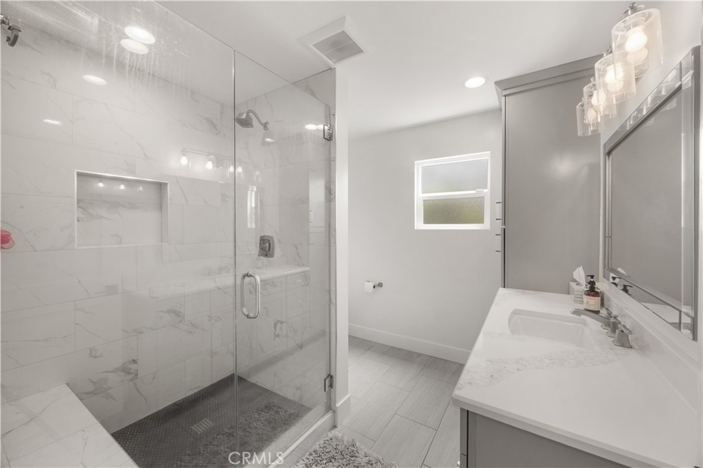 2049 Monrovia, Costa Mesa CA 92627 - photo 19